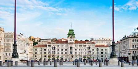 Accessible parking options near Trieste's main attractions
