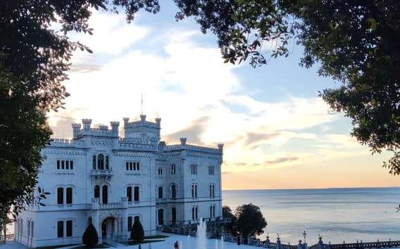 Trieste: Miramare Castle, Museum & Kosmos Exhibition Ticket