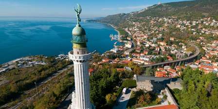 Best months for coastal walks around Trieste