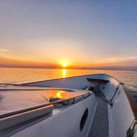 Umago: crociera al tramonto con avvistamento dei delfini