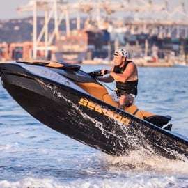 Izola : location de jet-skis avec différentes options de vitesse