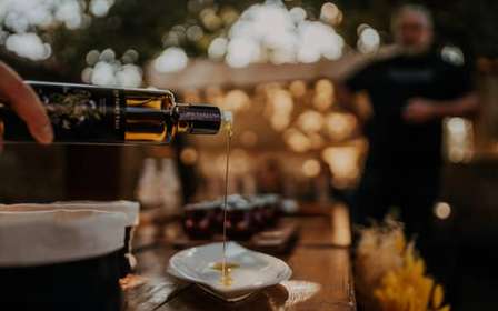 Taste the olive oil, aromas & spreads from olives