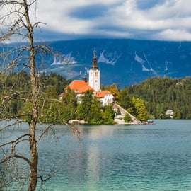 From Koper: Bled & Ljubljana Cruise Trip with Guide
