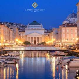 Trieste: Guided tour in the heart of the city and experience in a historic café