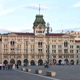 Trieste: Private Guided Walking Tour of the Historic Center